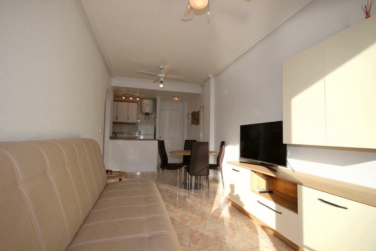 Apartment In La Mata Eneas 6 Торевиеха Екстериор снимка