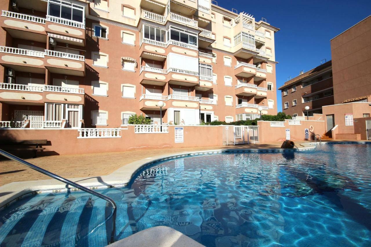 Apartment In La Mata Eneas 6 Торевиеха Екстериор снимка