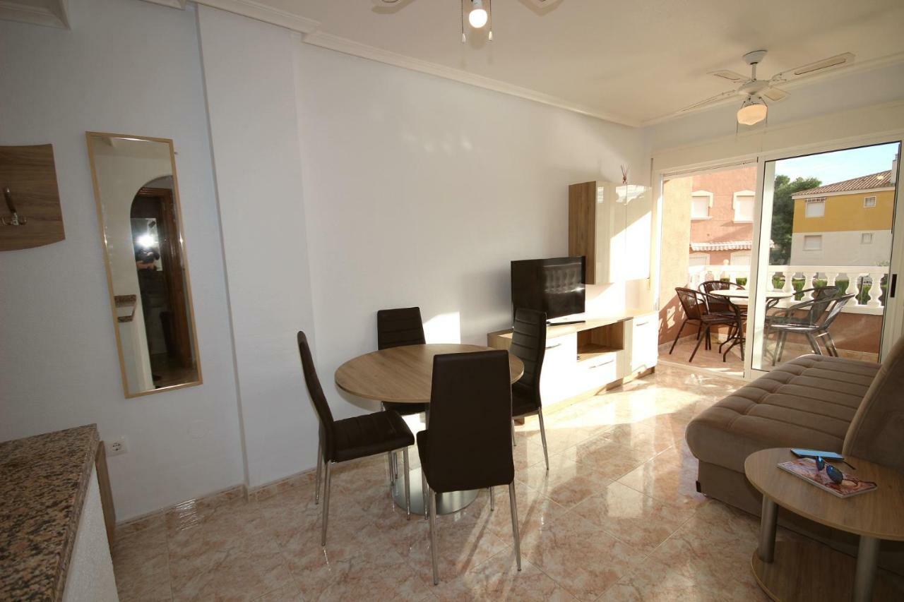 Apartment In La Mata Eneas 6 Торевиеха Екстериор снимка